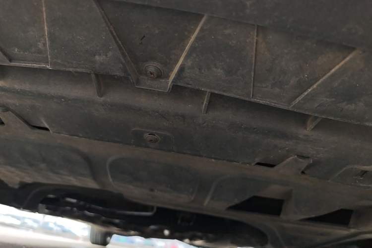 Used Volkswagen Magotan 2013 1.8TSI Premier Model Chassis Front