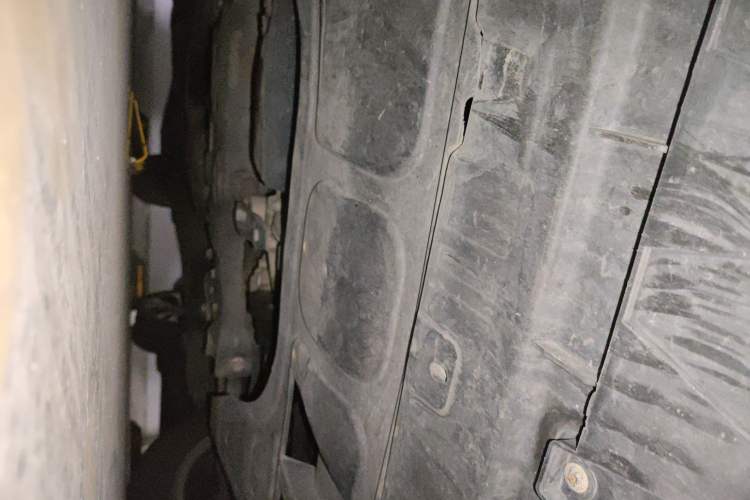 Used Volkswagen Magotan 2013 1.8TSI Premier Model Chassis Front