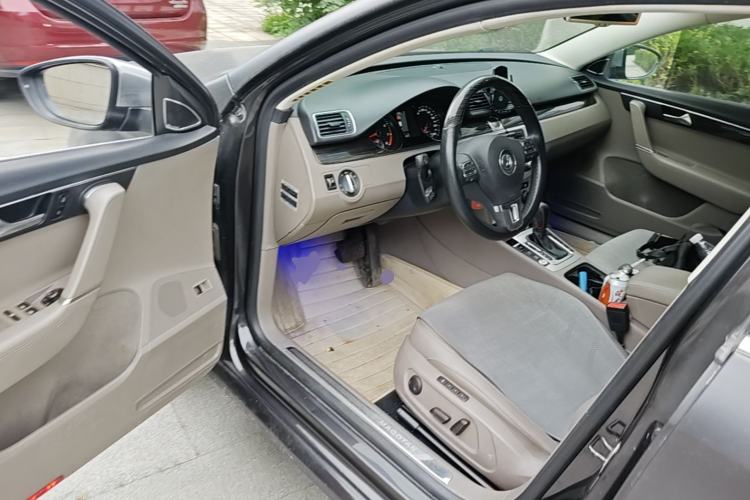 Used Volkswagen Magotan 2013 2.0 TSI Ultimate Model Driver Seat