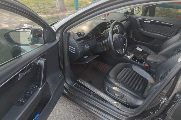 Used Volkswagen Magotan 2013 1.8TSI Luxury Model Driver Seat
