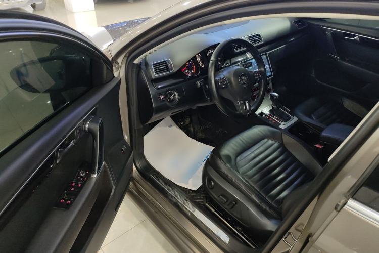 Used Volkswagen Magotan 2013 1.8TSI Luxury Model Driver Seat