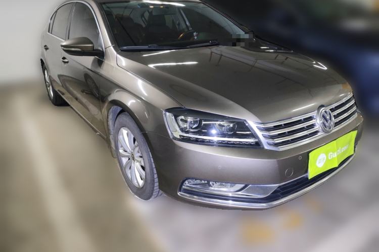 Used Volkswagen Magotan 2013 1.8TSI Premier Model Front Right 45 Deg