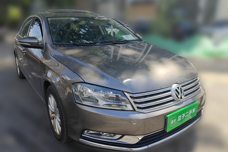 Used Volkswagen Magotan 2013 1.8TSI Premier Model Front Right 45 Deg