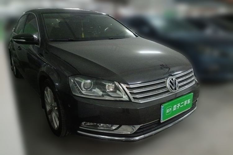 Used Volkswagen Magotan 2013 1.8TSI Prestige Model Front Right 45 Deg