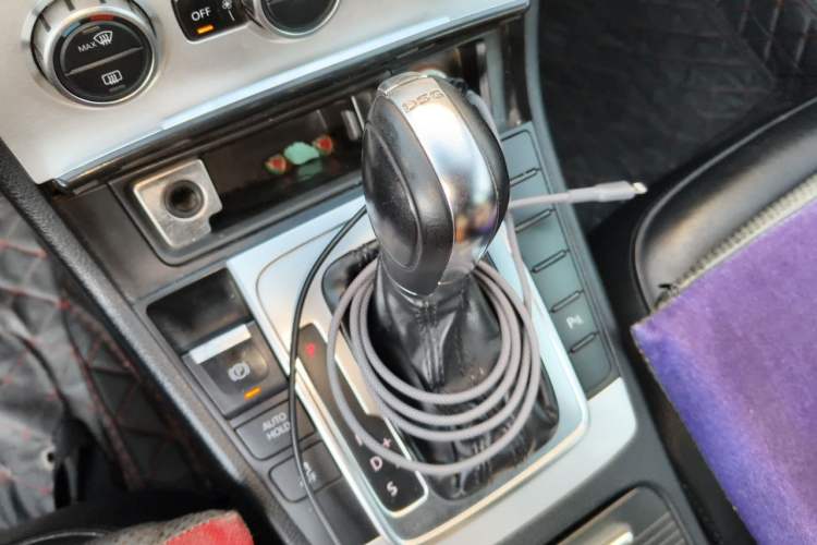 Used Volkswagen Magotan 2013 1.8TSI Luxury Model Gear Lever