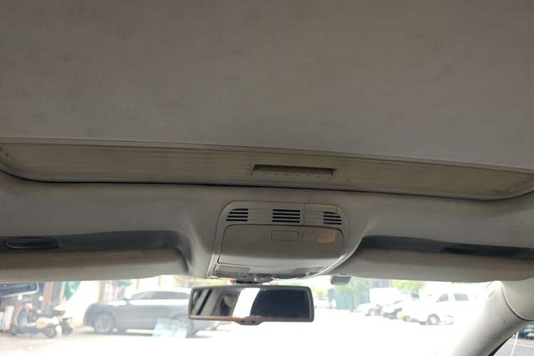 Used Volkswagen Magotan 2013 1.8TSI Luxury Model Headliner