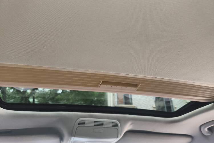 Used Volkswagen Magotan 2013 1.8TSI Premier Model Headliner