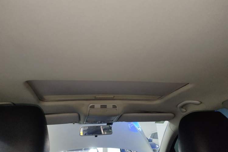 Used Volkswagen Magotan 2013 1.8TSI Luxury Model Headliner