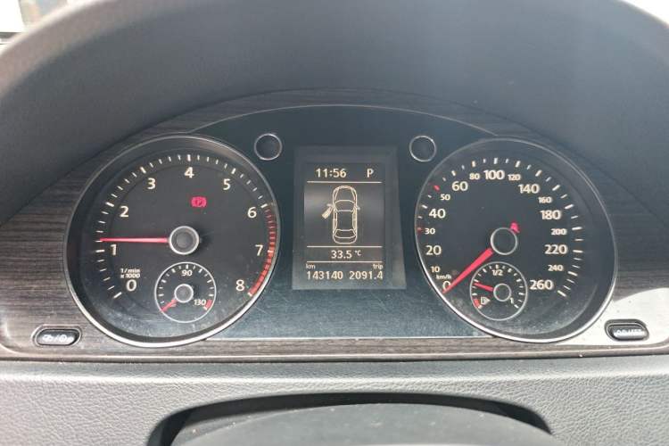 Used Volkswagen Magotan 2013 1.8TSI Luxury Model Instrument Cluster