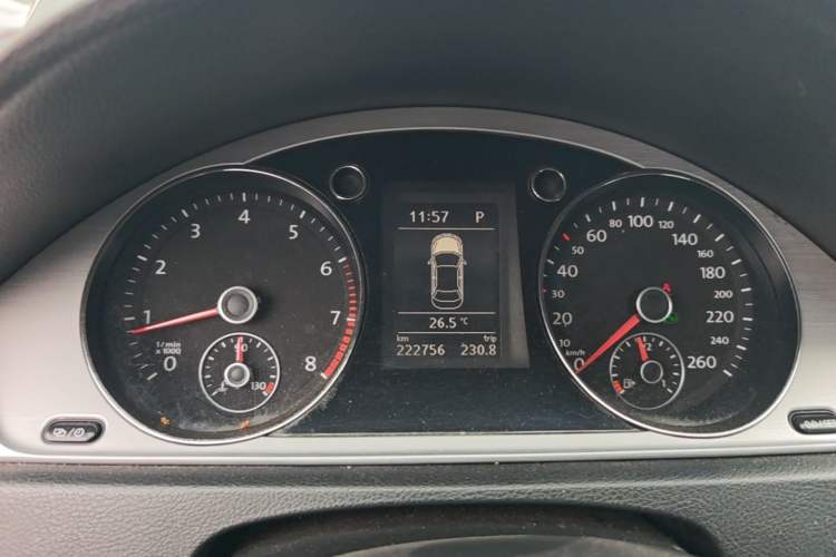 Used Volkswagen Magotan 2013 1.8TSI Premier Model Instrument Cluster