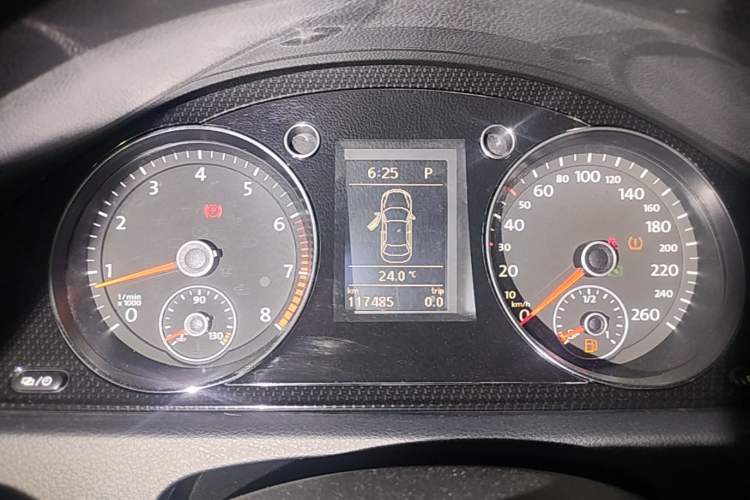 Used Volkswagen Magotan 2013 1.8TSI Luxury Model Instrument Cluster