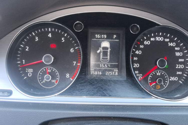 Used Volkswagen Magotan 2013 1.8TSI Premier Model Instrument Cluster