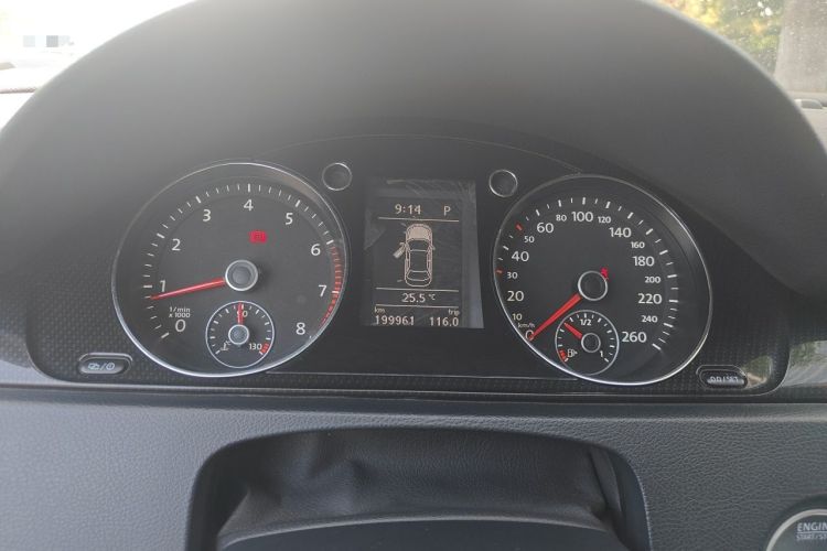 Used Volkswagen Magotan 2013 1.8TSI Luxury Model Instrument Cluster