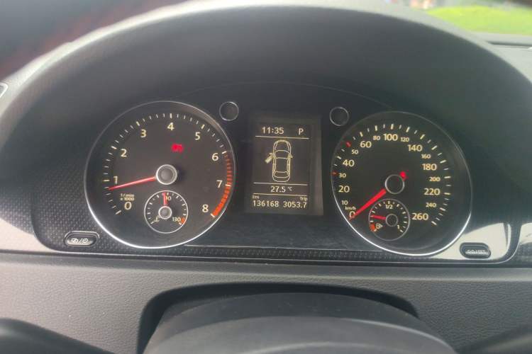 Used Volkswagen Magotan 2013 1.8TSI Luxury Model Instrument Cluster