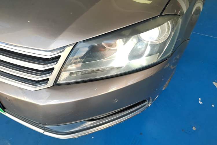 Used Volkswagen Magotan 2013 1.8TSI Premier Model Left Front Headlight