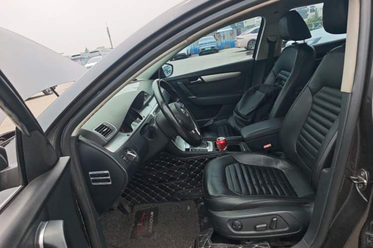 Used Volkswagen Magotan 2013 1.8TSI Premier Model Left Front Seat