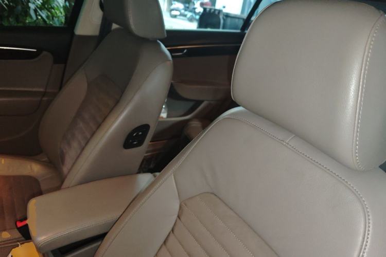 Used Volkswagen Magotan 2013 1.8TSI Premier Model Left Front Seat