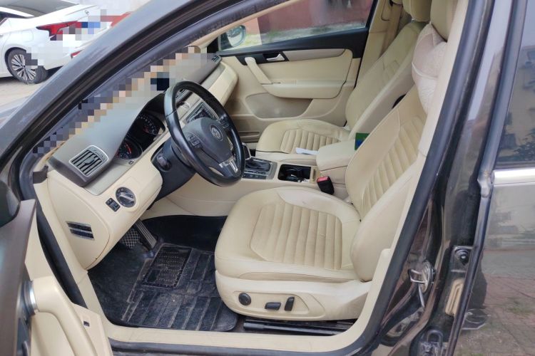 Used Volkswagen Magotan 2013 1.8TSI Premier Model Left Front Seat