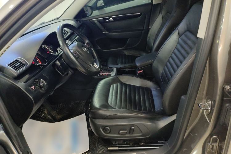 Used Volkswagen Magotan 2013 1.8TSI Luxury Model Left Front Seat