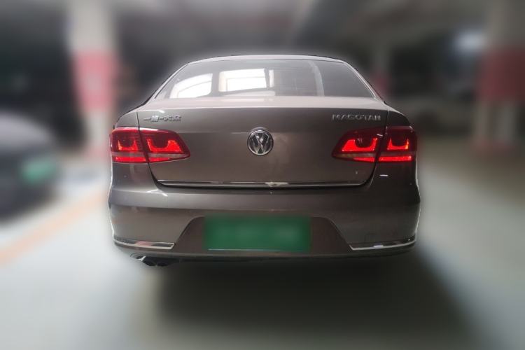 Used Volkswagen Magotan 2013 1.8TSI Luxury Model Rear