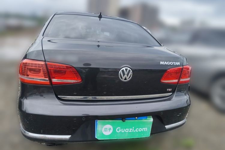 Used Volkswagen Magotan 2013 1.8TSI Premier Model Rear