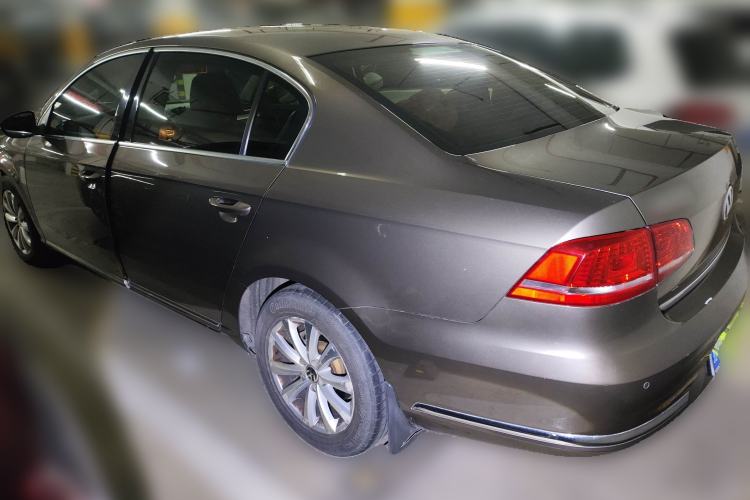 Used Volkswagen Magotan 2013 1.8TSI Premier Model Rear Left 45 Deg
