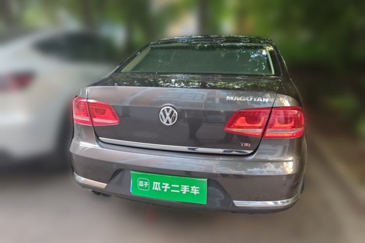 Used Volkswagen Magotan 2013 1.8TSI Premier Model Rear