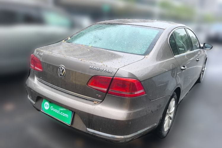 Used Volkswagen Magotan 2013 1.8TSI Premier Model Rear Right 45 Deg