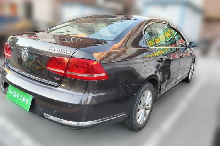 Used Volkswagen Magotan 2013 1.8TSI Luxury Model Rear Right 45 Deg