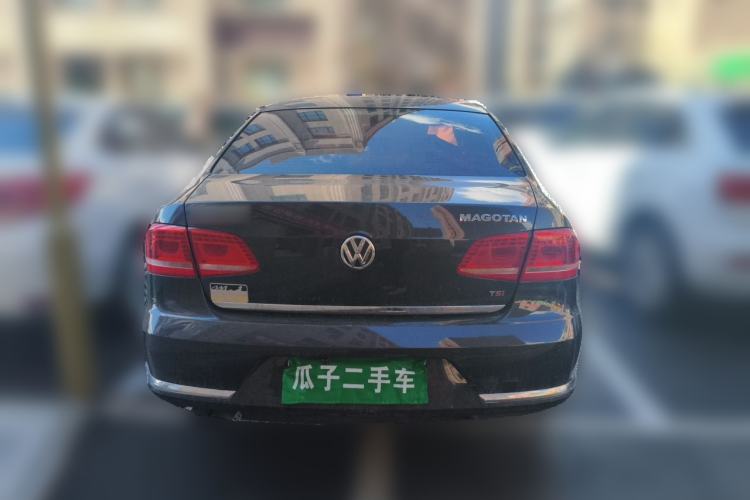 Used Volkswagen Magotan 2013 1.8TSI Premier Model Rear