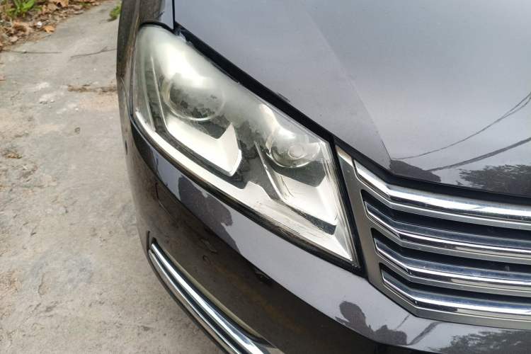 Used Volkswagen Magotan 2013 1.8TSI Prestige Model Right Front Headlight