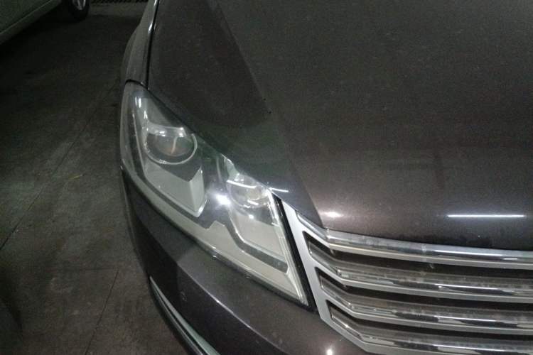 Used Volkswagen Magotan 2013 1.8TSI Prestige Model Right Front Headlight