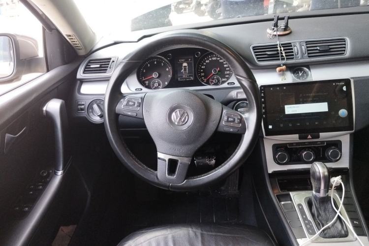 Used Volkswagen Magotan 2013 1.8TSI Premier Model Steering Wheel