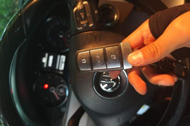 Used Volkswagen Magotan 2013 1.8TSI Premier Model Vehicle Key