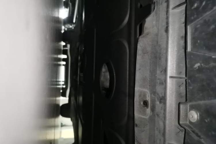 Used Volkswagen Magotan 2013 1.8TSI Premier Model Chassis Front