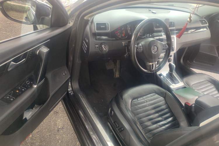 Used Volkswagen Magotan 2013 1.8TSI Luxury Model Driver Seat