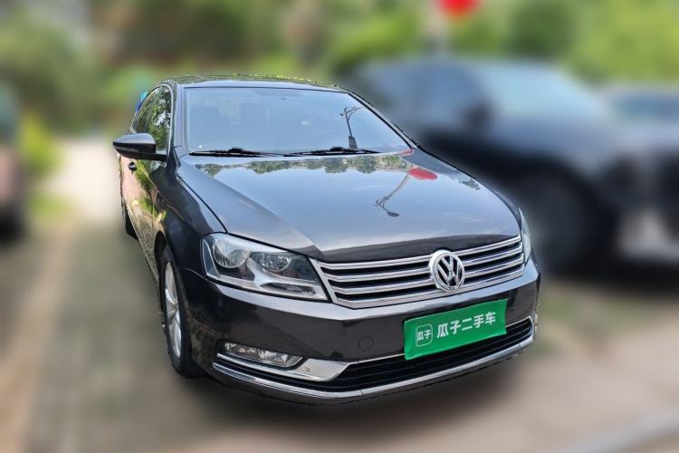 Used Volkswagen Magotan 2013 1.8TSI Premier Model Front Right 45 Deg