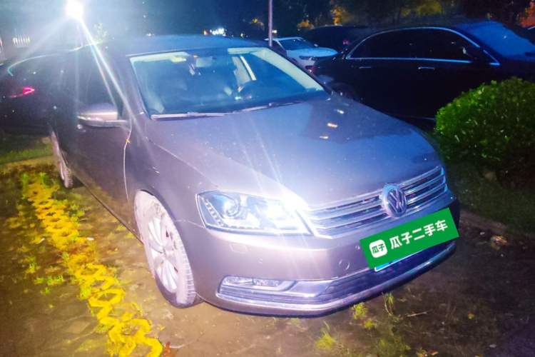 Used Volkswagen Magotan 2013 1.8TSI Luxury Model Front Right 45 Deg