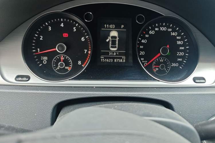 Used Volkswagen Magotan 2013 1.8TSI Premier Model Instrument Cluster