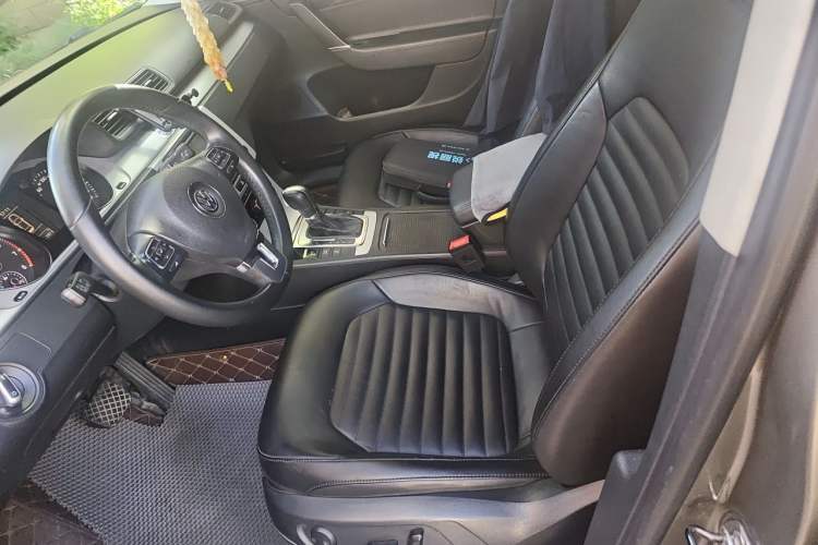 Used Volkswagen Magotan 2013 1.8TSI Premier Model Left Front Seat