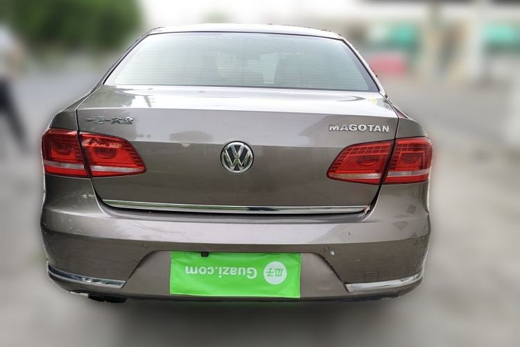 Used Volkswagen Magotan 2013 1.8TSI Premier Model Rear