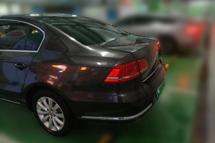 Used Volkswagen Magotan 2013 1.8TSI Luxury Model Rear Left 45 Deg