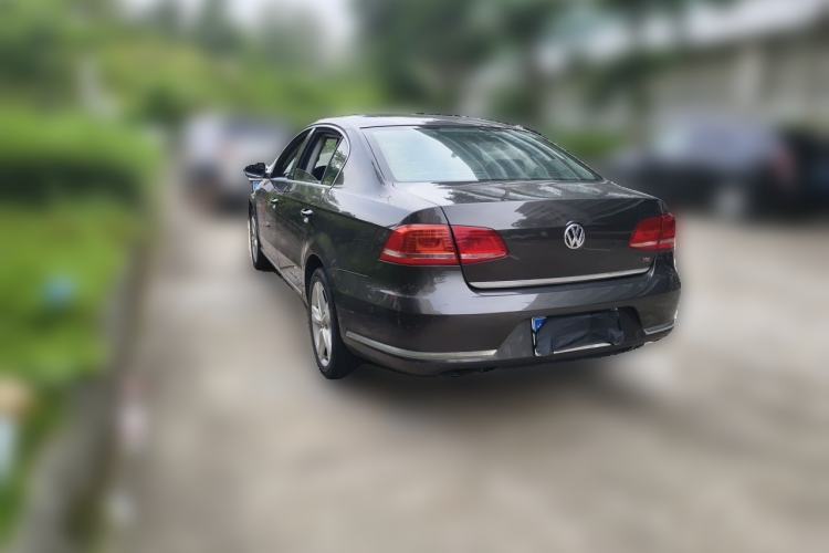 Used Volkswagen Magotan 2013 2.0 TSI Prestige Model Rear Left 45 Deg