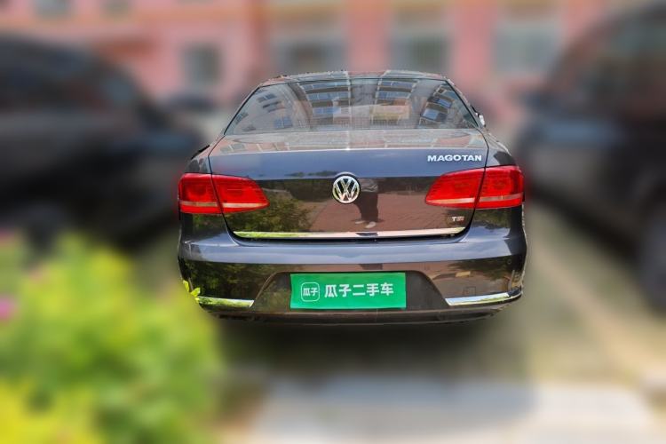 Used Volkswagen Magotan 2013 1.8TSI Premier Model Rear