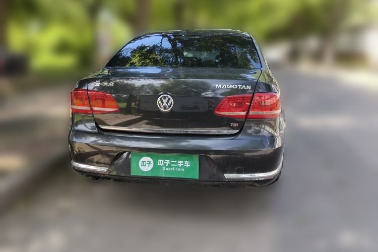Used Volkswagen Magotan 2013 1.8TSI Luxury Model Rear