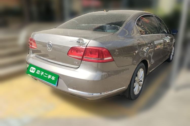 Used Volkswagen Magotan 2013 1.8TSI Premier Model Rear Right 45 Deg
