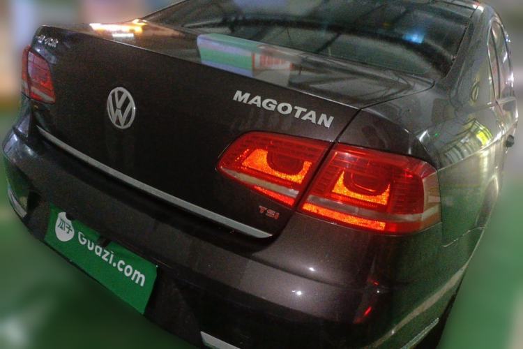 Used Volkswagen Magotan 2013 1.8TSI Luxury Model Rear