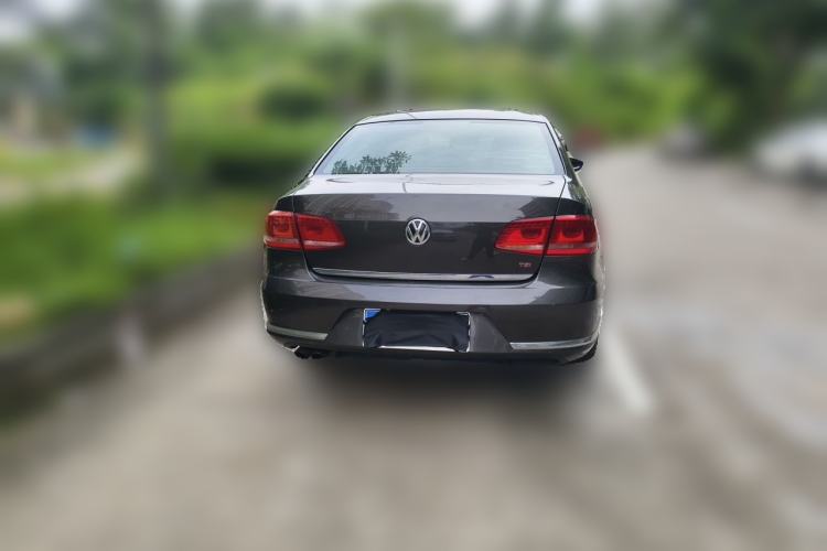 Used Volkswagen Magotan 2013 2.0 TSI Prestige Model Rear