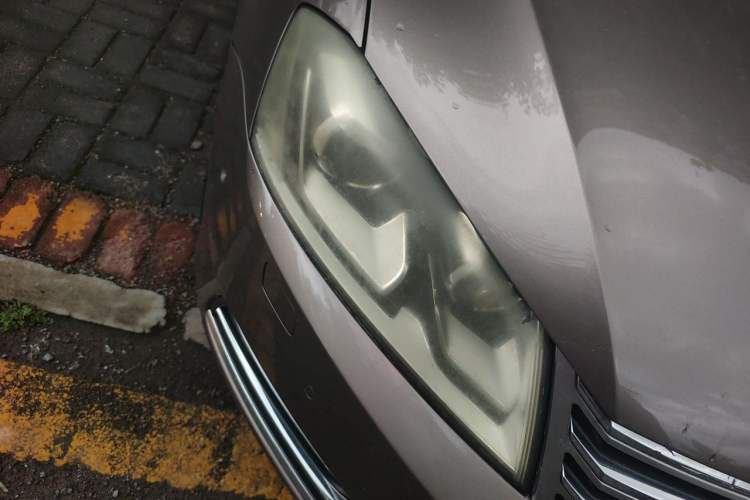 Used Volkswagen Magotan 2013 1.8TSI Prestige Model Right Front Headlight