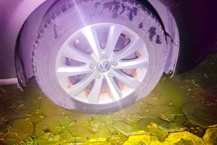 Used Volkswagen Magotan 2013 1.8TSI Luxury Model Right Front Wheel Hub